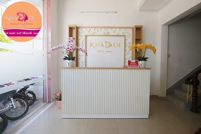 <p><i>Cuộc sống hiện đại như ngày nay, thì nhu cầu làm đẹp lại càng nâng cao vượt bậc và cải tiến không ngừng. Nắm bắt xu hướng thị trường và mong muốn mang cái đẹp đến với phụ nữ Việt Nam,&nbsp;<b>Thẩm mỹ viện Khả Di</b>&nbsp;đã ra đời nhằm đáp ứng nhu cầu làm đẹp của các chị em.</i></p>